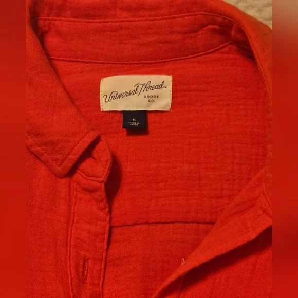 Universal Thread Button Down‎ - Target - Picture 3 of 8
